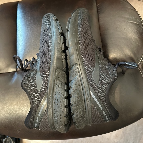 Brooks Ghost Men’s athletic shoes black - Picture 3 of 6